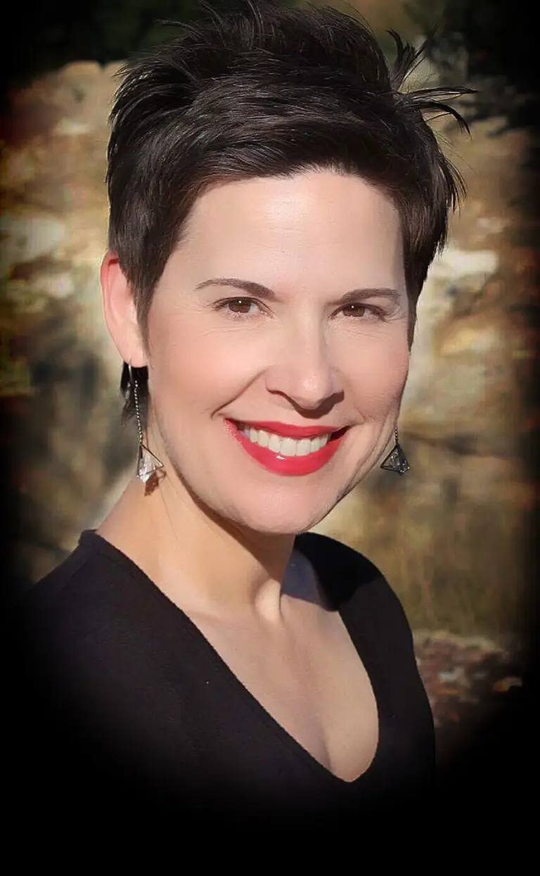 Dr. Elisa Fraser Wilson